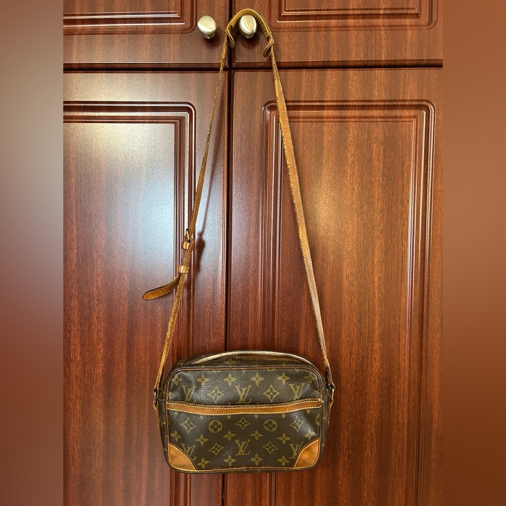 Vintage LV Shoulder Bag/Cross Body